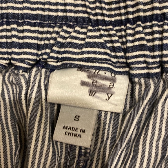 A new day, wide leg stripe trousers - Picture 3 of 4